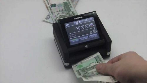В детекторах DORS 230 прошивка обновляется автоматически после минимальных настроек